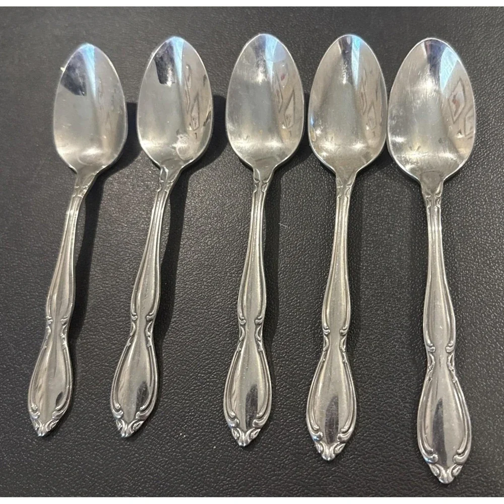 Oneida Deluxe Strathmore Stainless Steel Teaspoon Spoon Spoons Set Of 5 USA